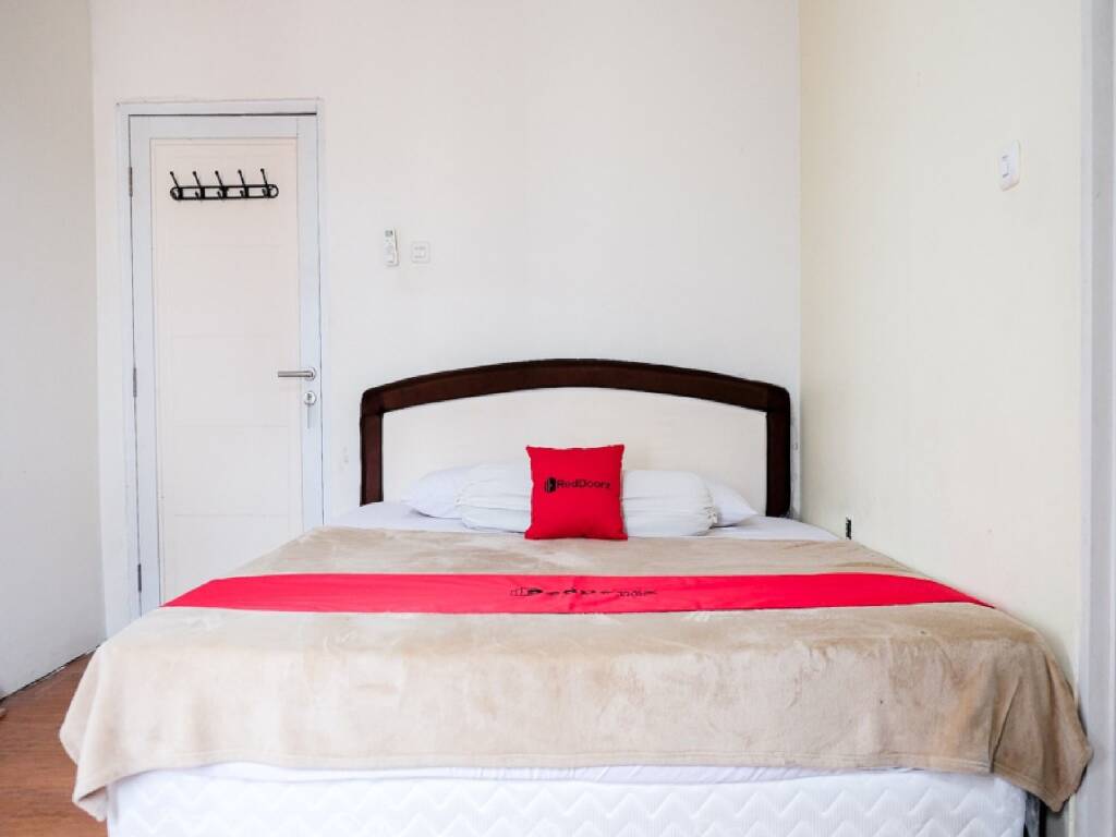 Богор: RedDoorz near Kebun Raya Bogor 2