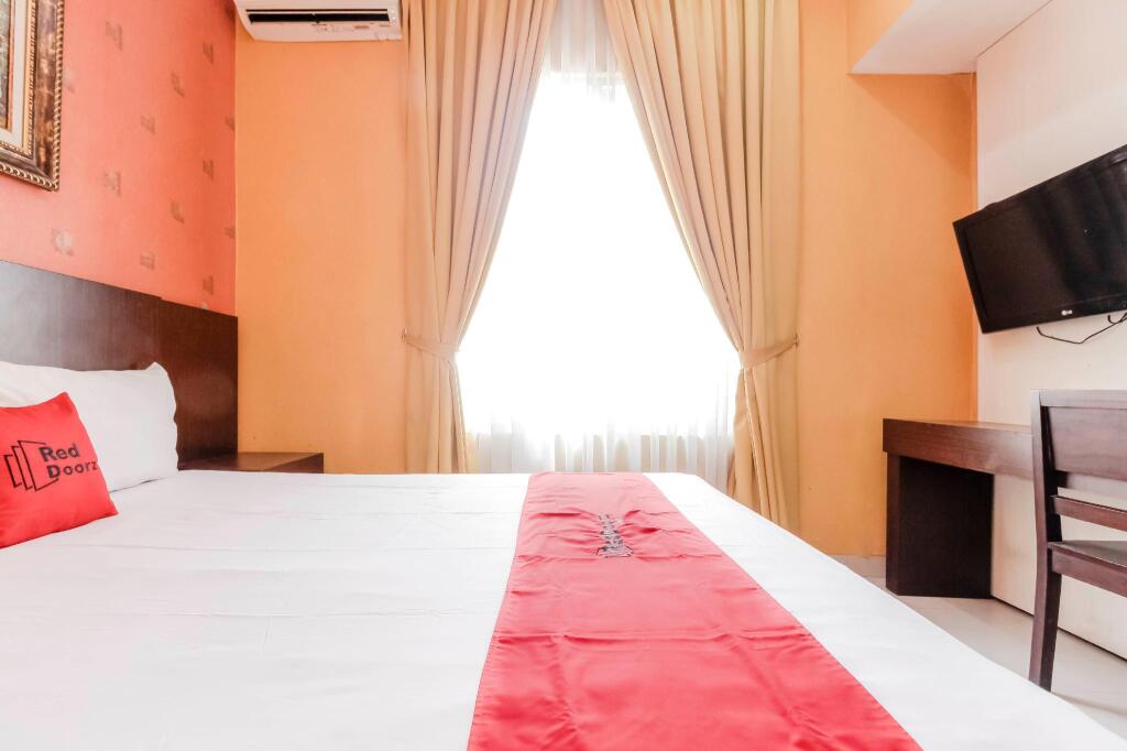 Чиребон: RedDoorz Near Pasar Pagi Cirebon