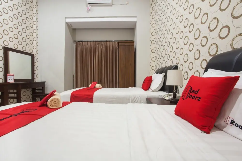 Маланг: RedDoorz near Taman Rekreasi Sengkaling