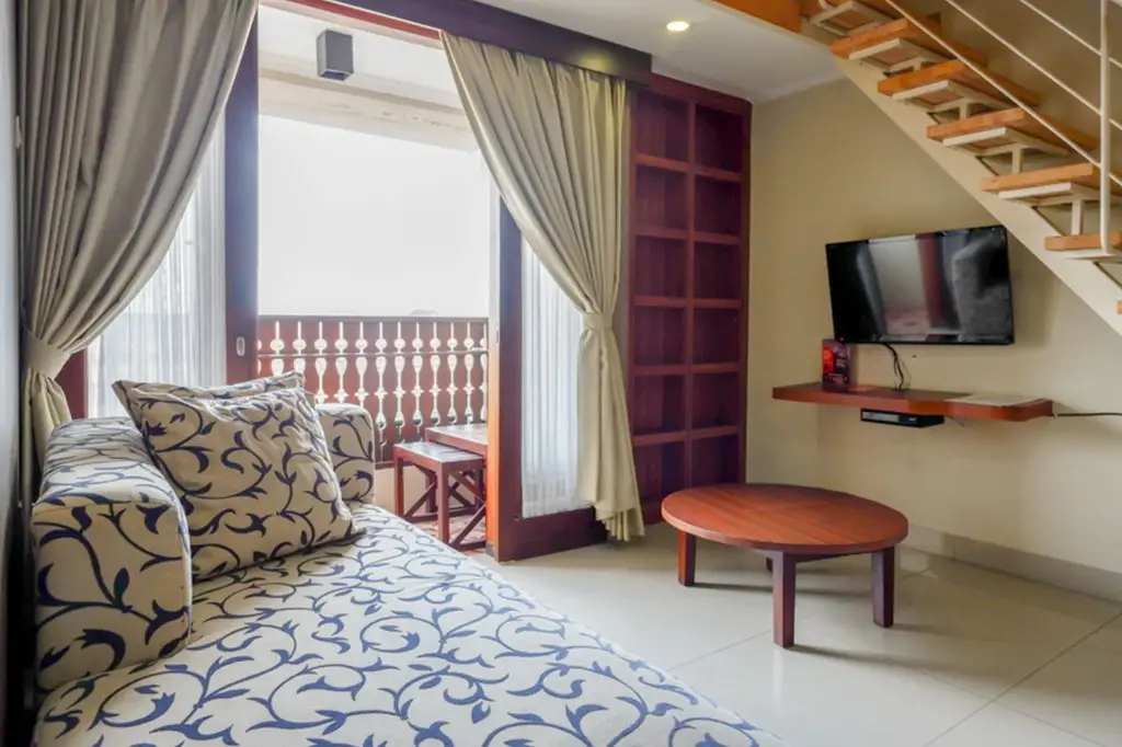 Депок: RedDoorz Plus near Hartono Mall 2