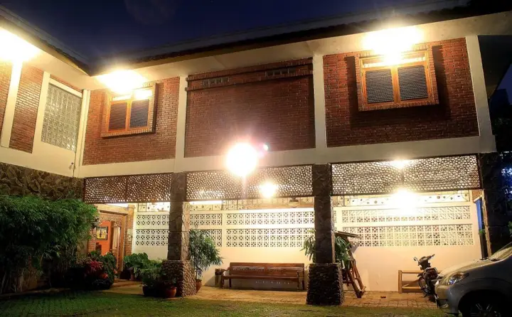 Бандунг: Reddoorz Plus Near Politeknik Negeri Bandung