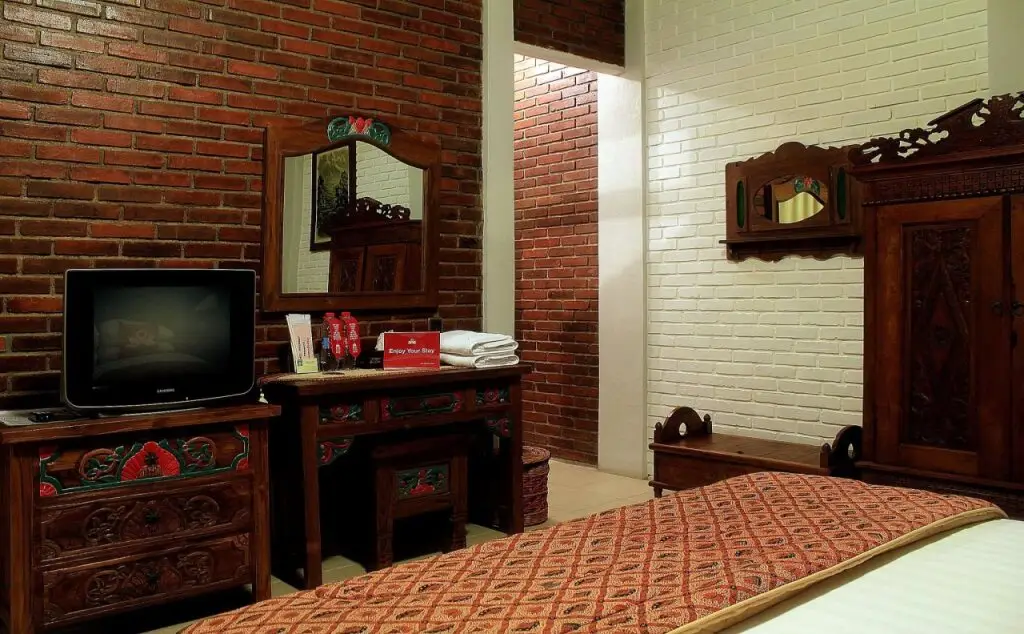 Бандунг: Reddoorz Plus Near Politeknik Negeri Bandung