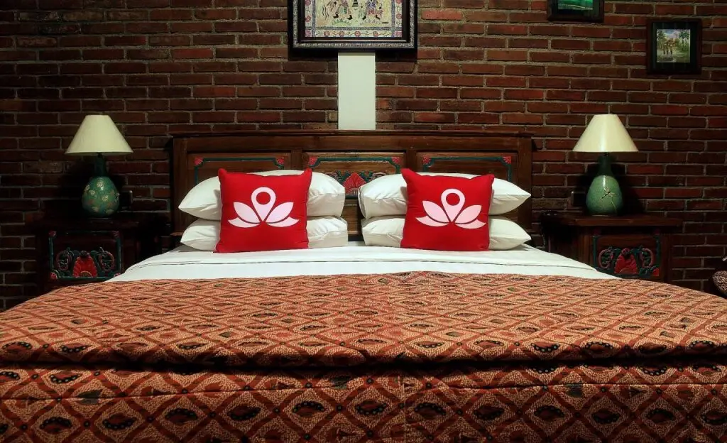 Бандунг: Reddoorz Plus Near Politeknik Negeri Bandung