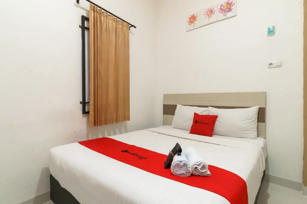 Палембанг: RedDoorz near Palembang Trade Center