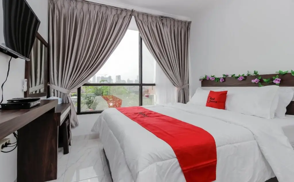 Джакарта: Reddoorz Plus @ Mampang Prapatan