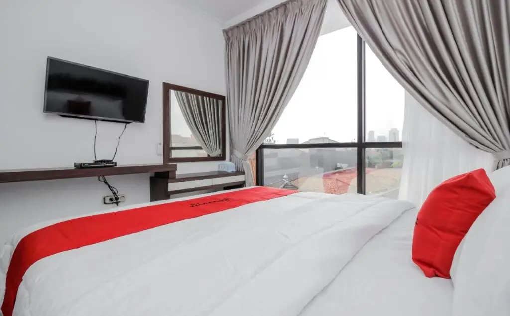 Джакарта: Reddoorz Plus @ Mampang Prapatan