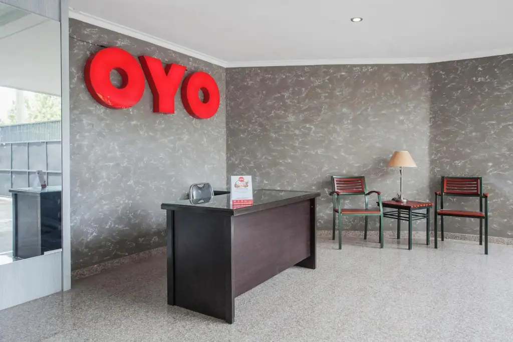 Сурабая: Super OYO 90642 Lancar Homestay Syariah