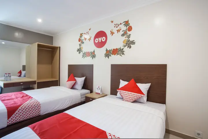 Сурабая: Super OYO 90642 Lancar Homestay Syariah