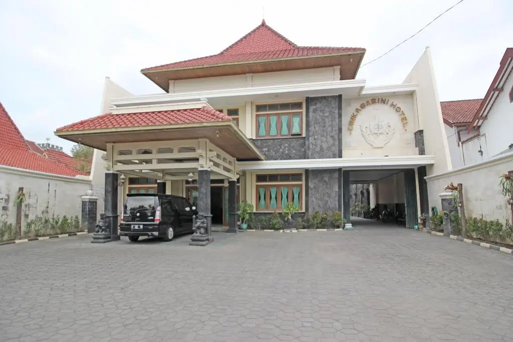 RedDoorz near XT Square Yogyakarta — фото 1