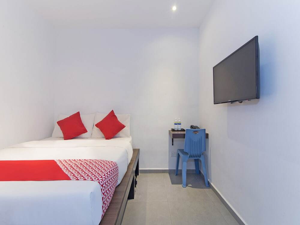 Джакарта: OYO 128 Mutiara Suites
