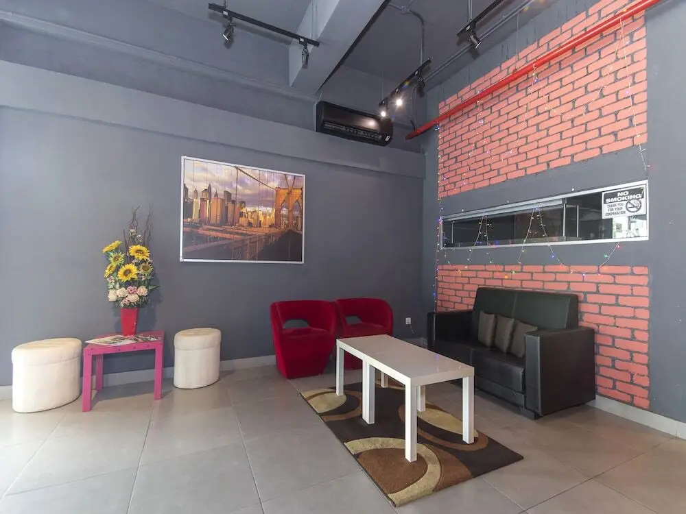 Джакарта: OYO 128 Mutiara Suites