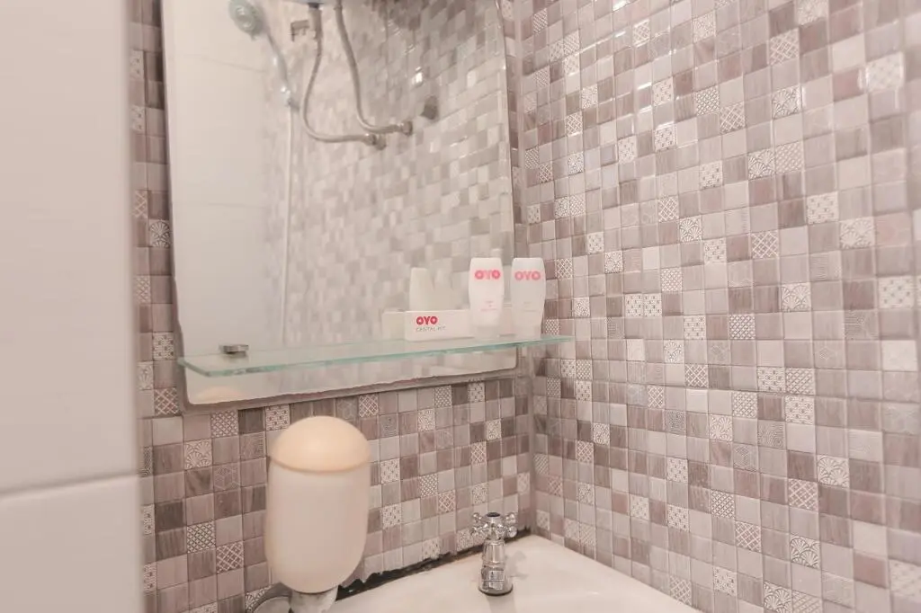Джакарта: SUPER OYO Capital O 141 Fatmawati Cozy Residence