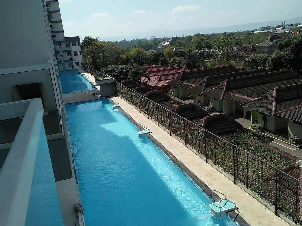Депок: Shamrock Vivo Apartemen