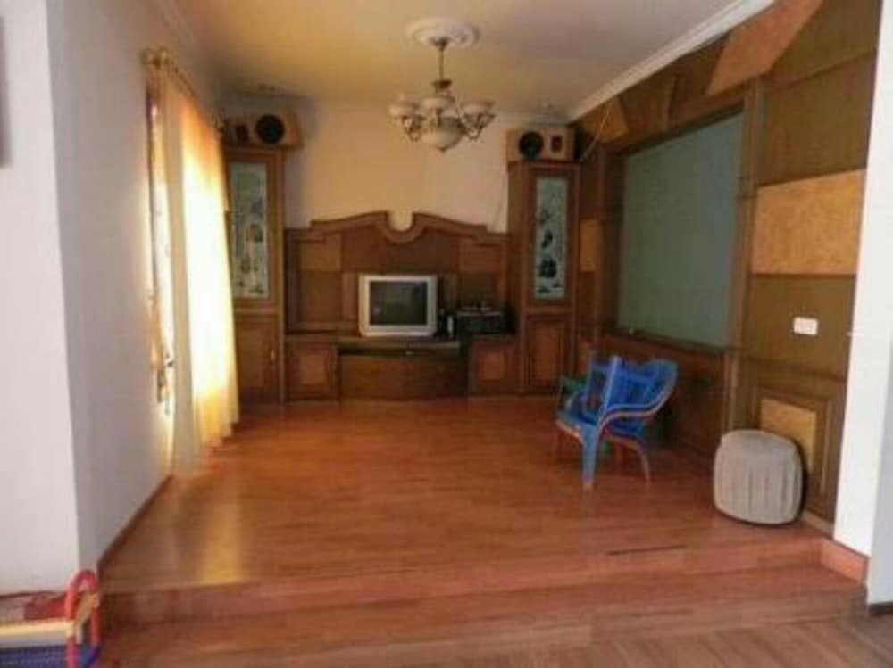Берастаги: Sunroom Villa Bukit Mas