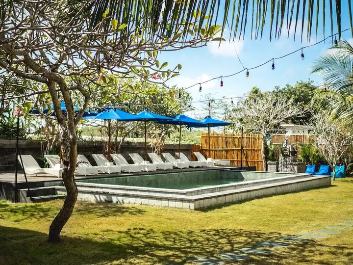 Пекату: Uluwatu Backpackers
