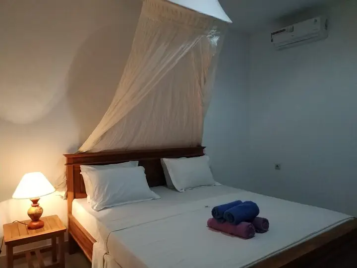 Гили-Мено: Bunga Baru Bungalow