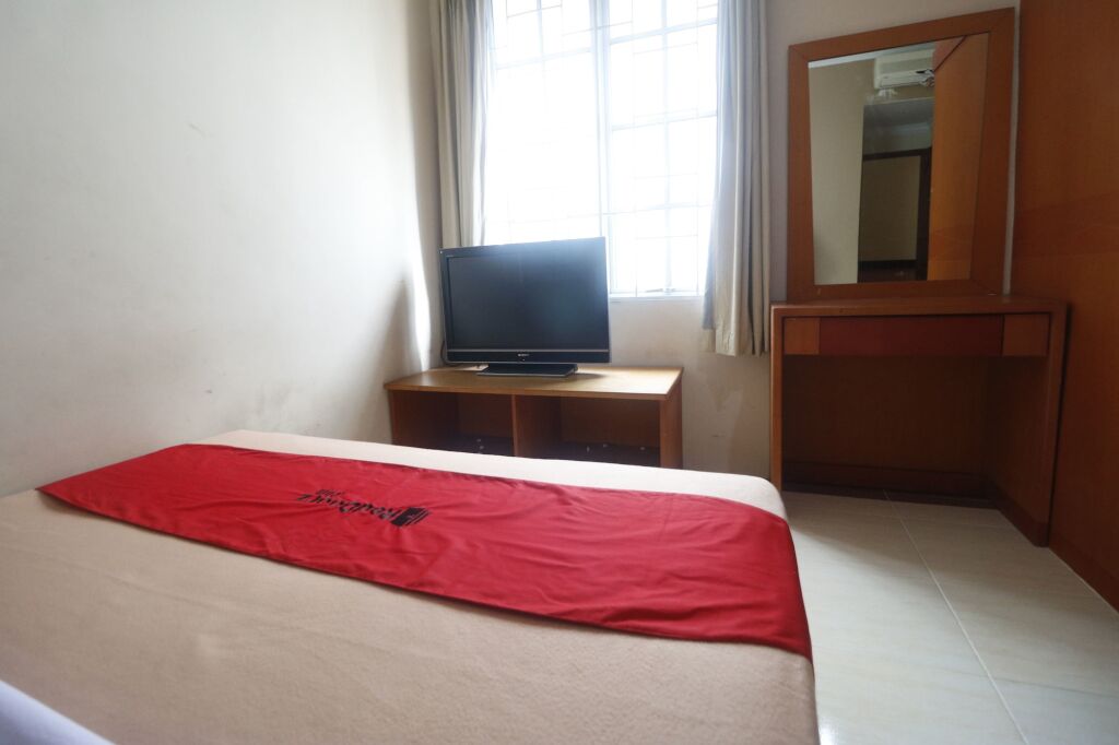 Батам: RedDoorz near Nagoya Hill Batam 2