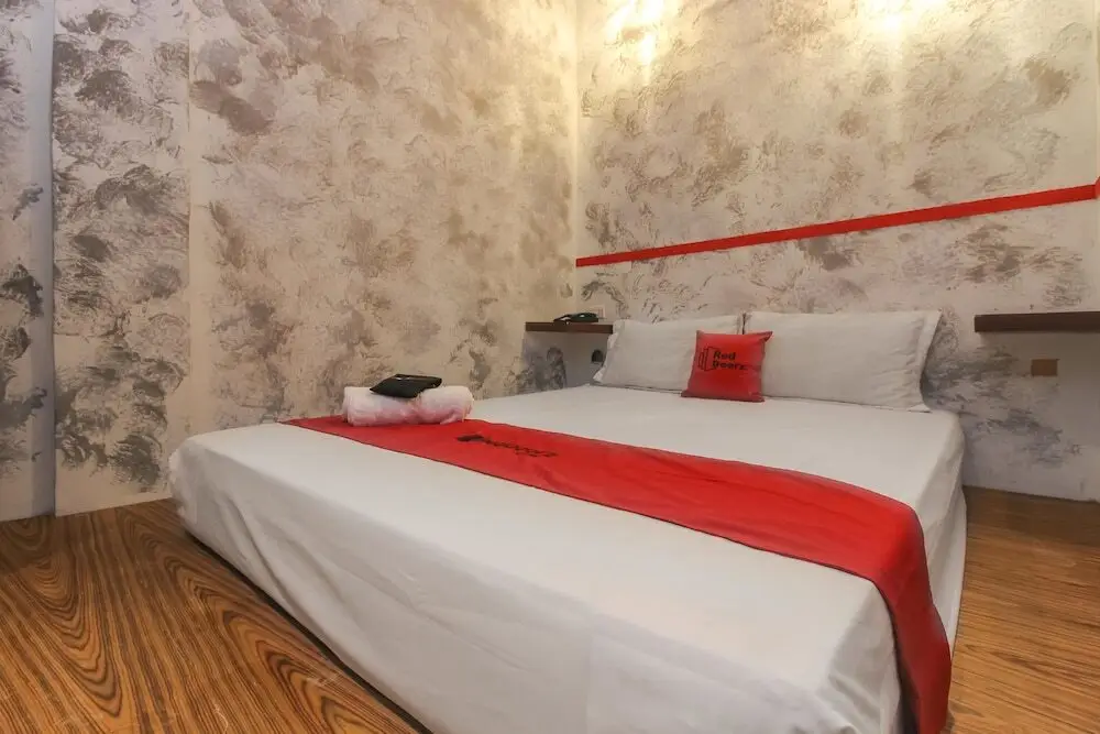 Медан: RedDoorz near Medan Plaza
