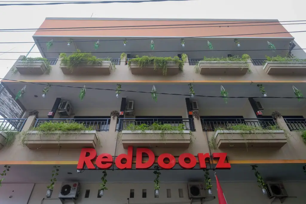 Манадо: RedDoorz @ Jalan Pramuka Manado
