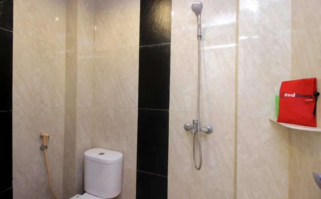 Манадо: RedDoorz near Jalan Jendral Sudirman Manado