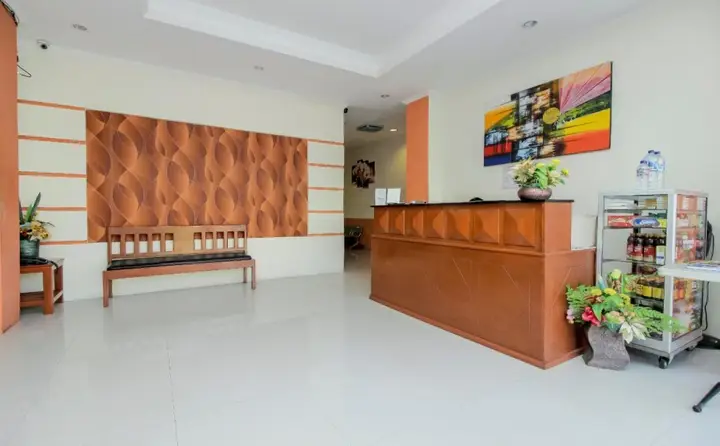 Манадо: RedDoorz near Jalan Jendral Sudirman Manado