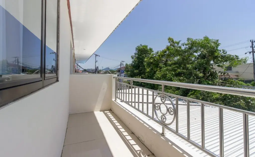 Вори: RedDoorz near Sam Ratulangi Airport