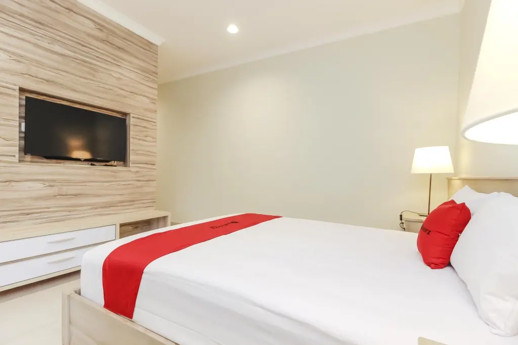 Джакарта: RedDoorz Premium near Ragunan Zoo 2