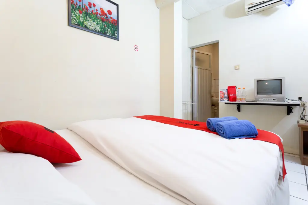 Бандунг: RedDoorz @ Supratman Street