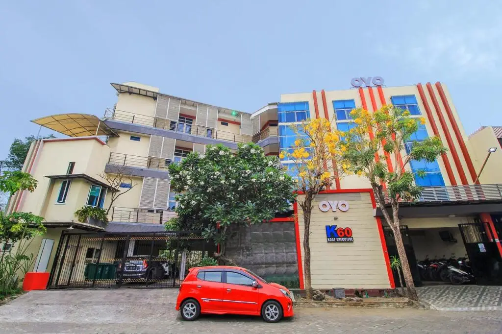 Сурабая: Super OYO Capital O 175 K-60 Residence