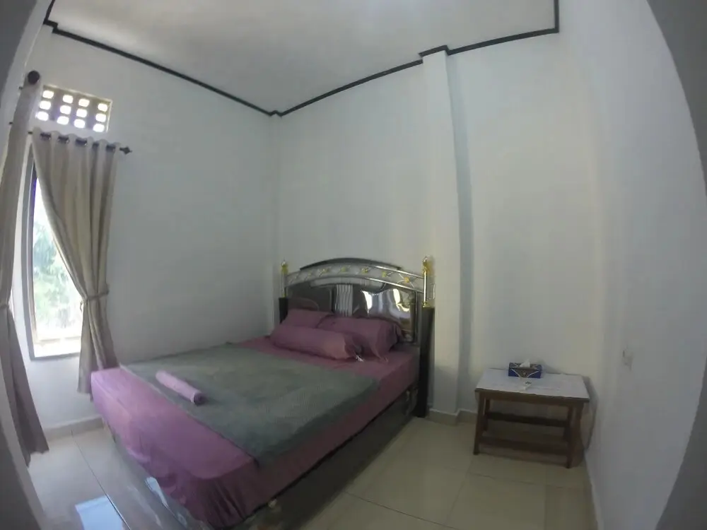 Патипелонг: Artha Homestay Tomia