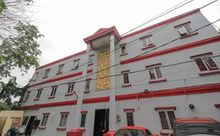 Тангеранг: RedDoorz Plus near Budi Luhur University Jakarta