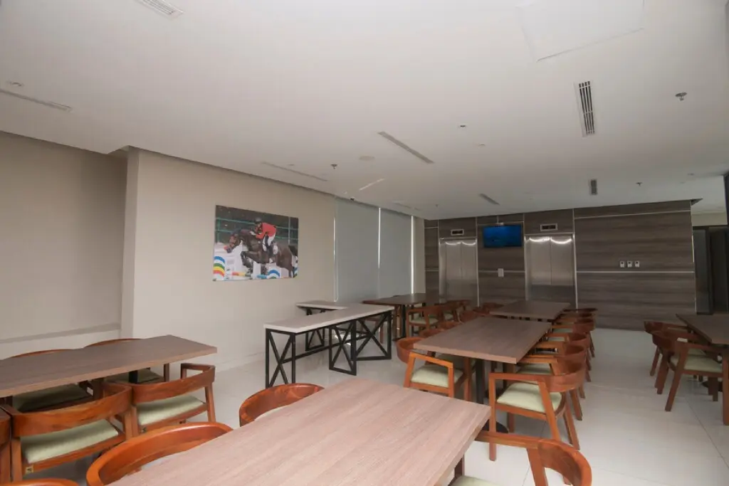 Джакарта: RedDoorz Plus @ Jakarta International Equestrian Park