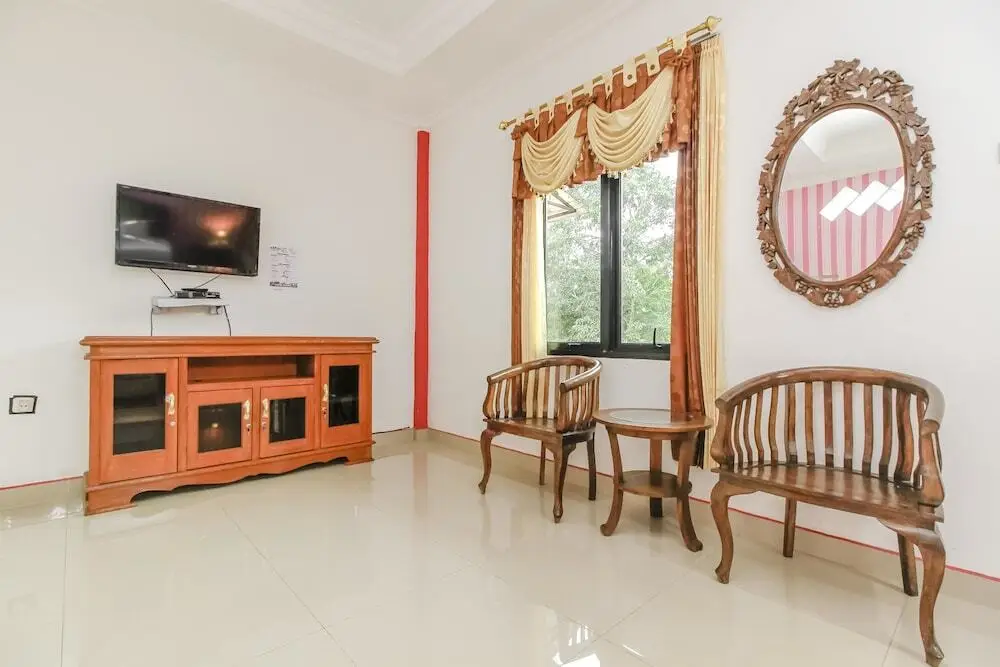 Белитунг: RedDoorz @ Jalan Sudirman Belitung
