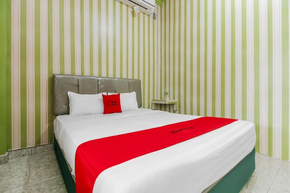 Белитунг: RedDoorz @ Jalan Sudirman Belitung