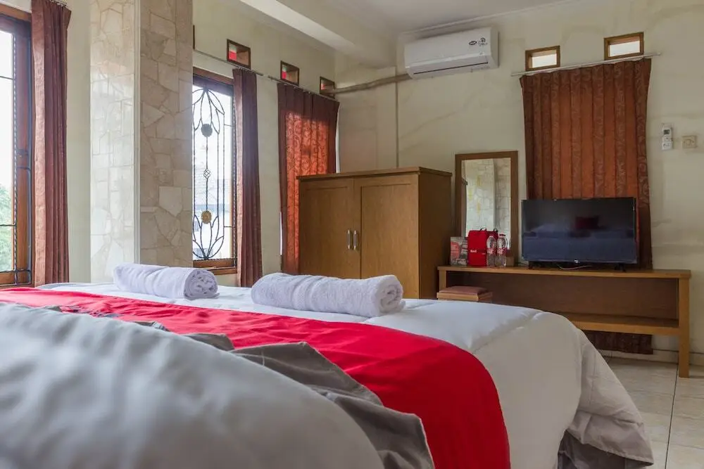 Бандунг: RedDoorz near Politeknik Negeri Bandung 2