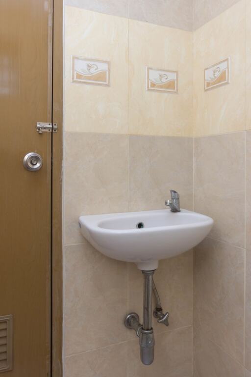 Бандунг: RedDoorz near Politeknik Negeri Bandung 2