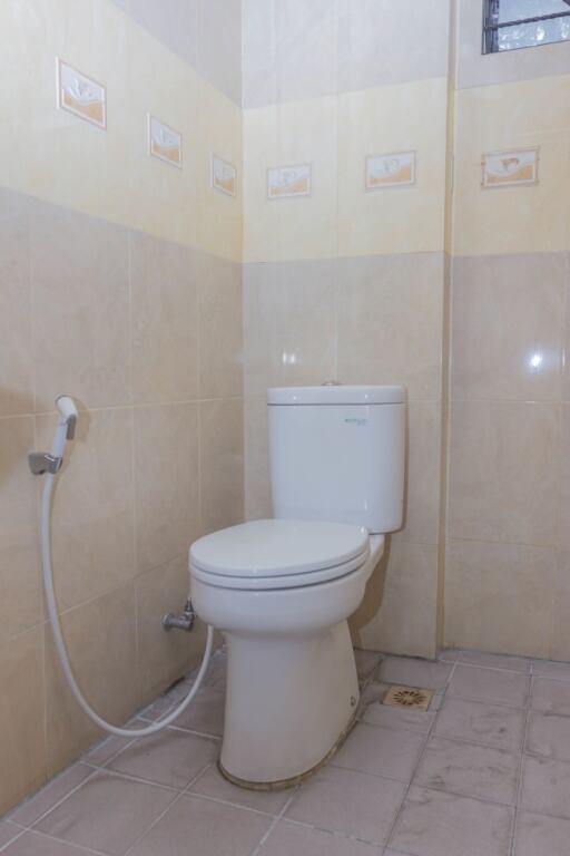 Бандунг: RedDoorz near Politeknik Negeri Bandung 2