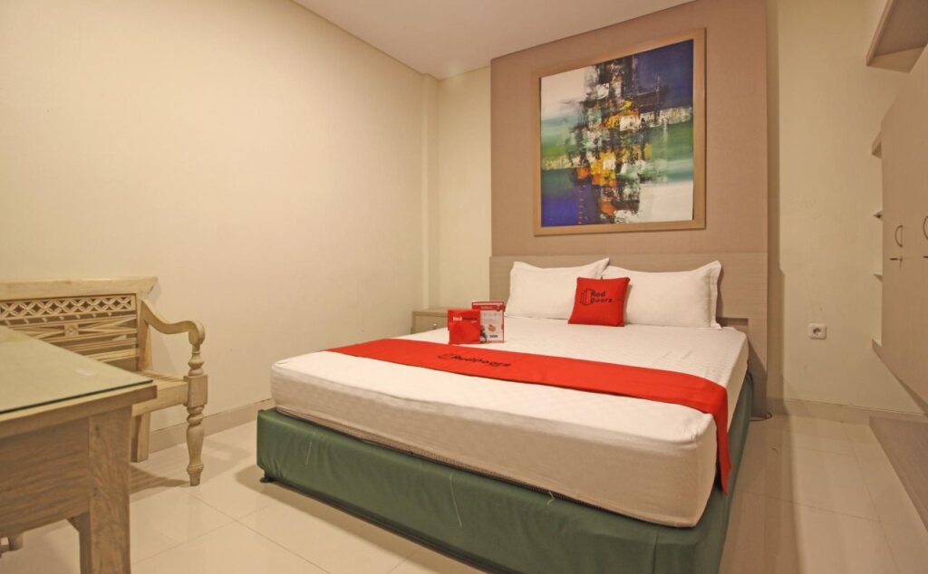 Суракарта: RedDoorz Syariah near Stadion Manahan Solo 2