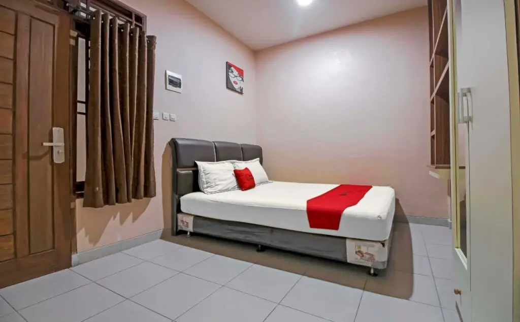 Медан: RedDoorz @ Jalan Darussalam Medan