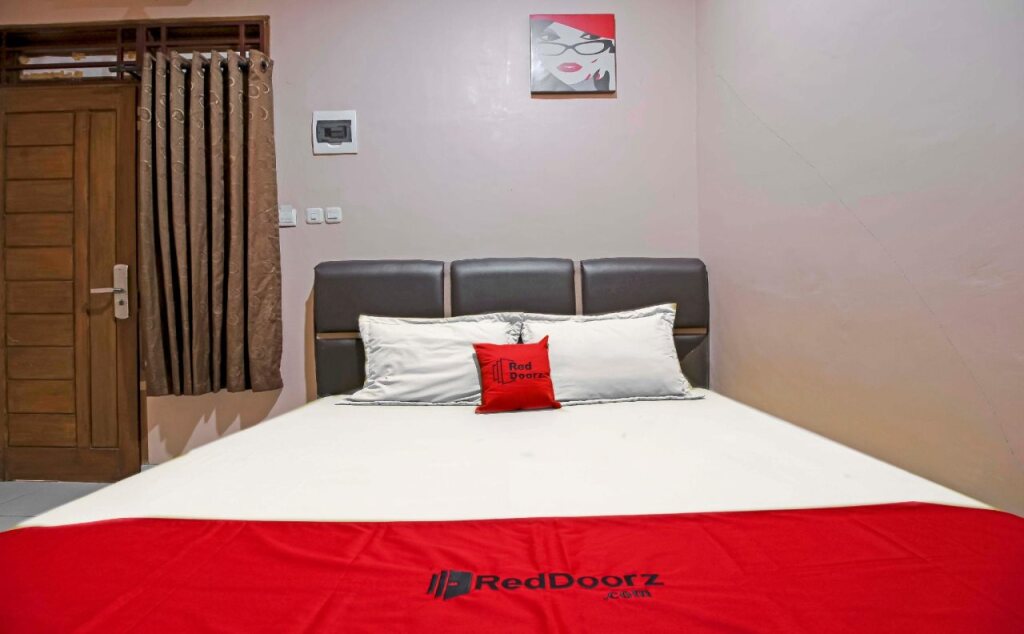 Медан: RedDoorz @ Jalan Darussalam Medan
