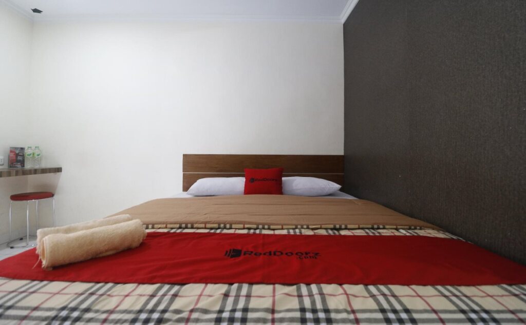 Бандар-Лампунг: RedDoorz @ Jalan Pangeran Antasari Lampung