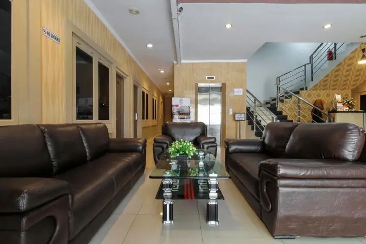 Медан: RedDoorz Plus Syariah @ Jalan Sriwijaya Medan