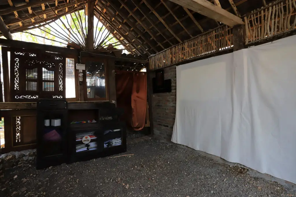 Парангтритис: NewAlasKuliner & HomestayWatulumbung