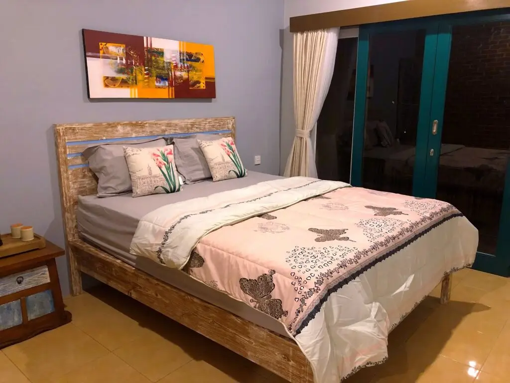 Беноа: Bukawa Lodge