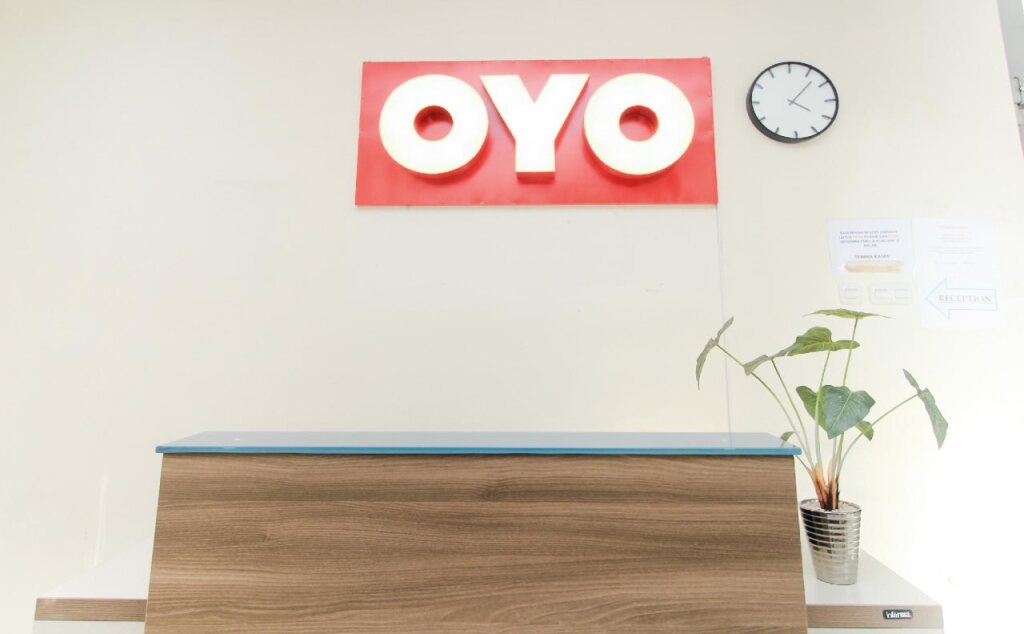 Сурабая: OYO 204 Blessing Residence