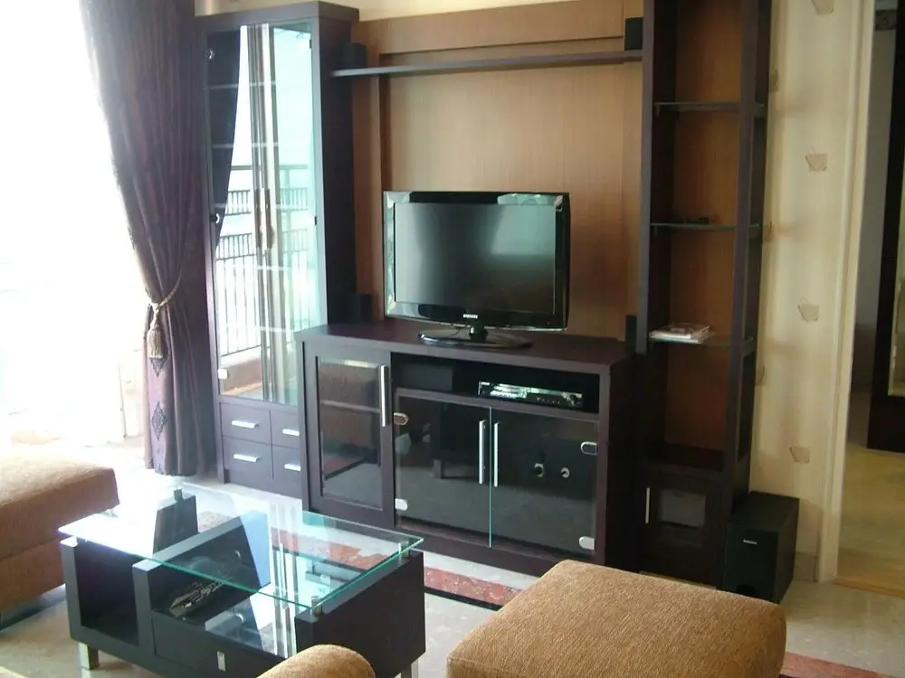 Джакарта: Evian Garden Apartment