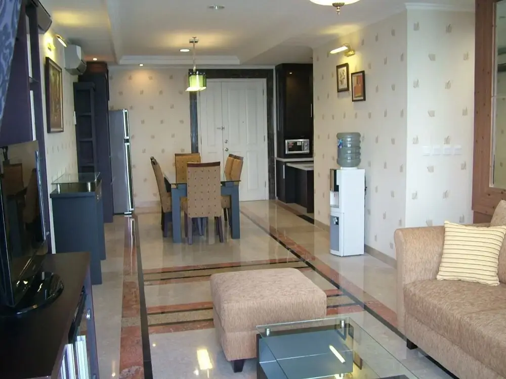 Джакарта: Evian Garden Apartment