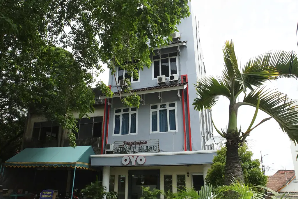 OYO 236 Penginapan Rumah Hijau — фото 1