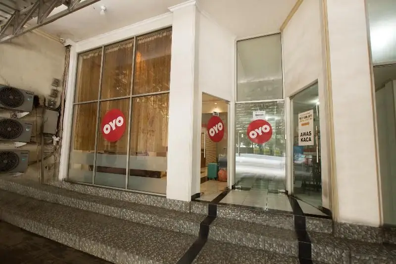 OYO 262 Ian Jk Hotel — фото 1