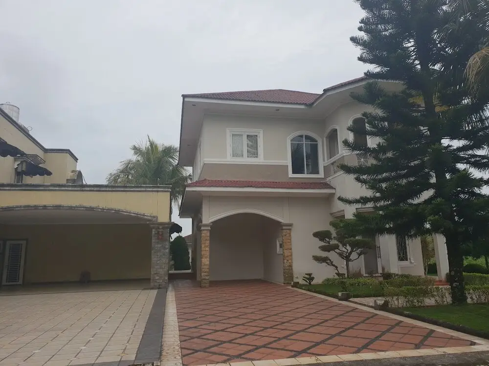 Петумбак: Green Hill Villa Sibolangit